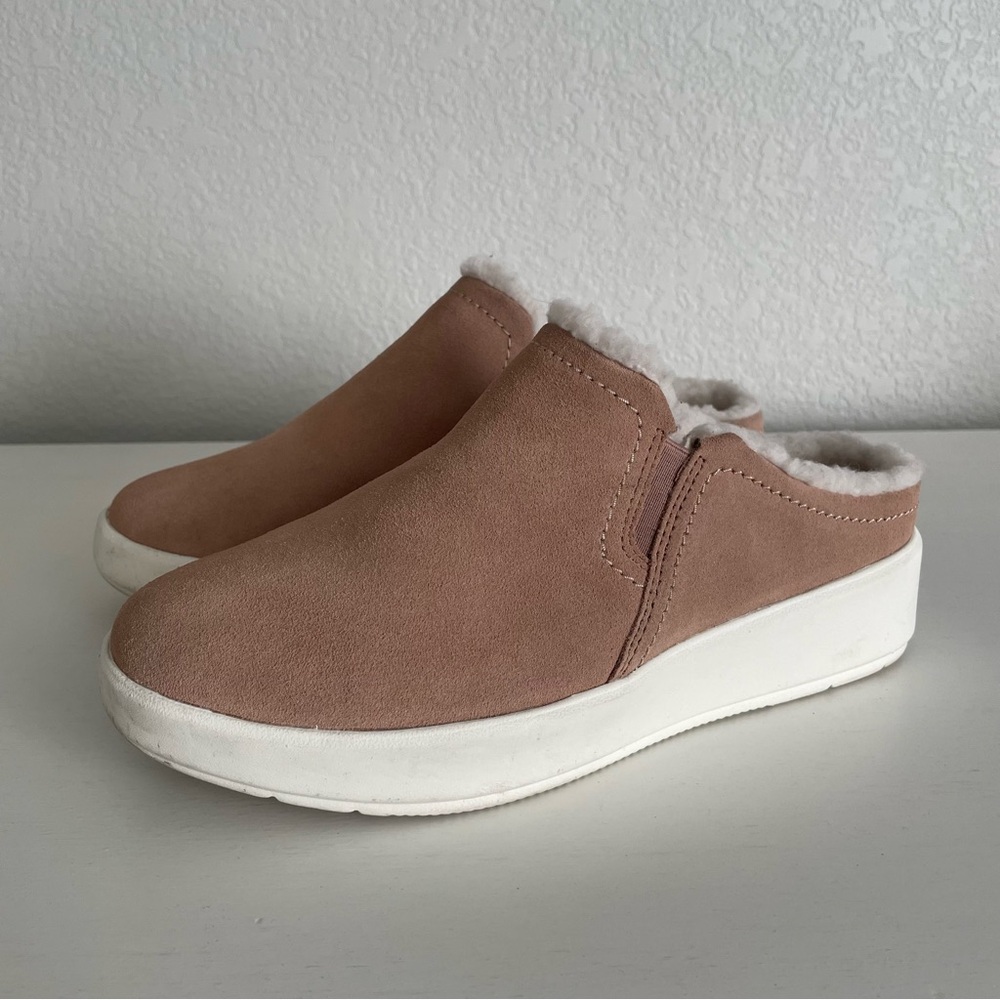 Clogs - Picture 8 of 11